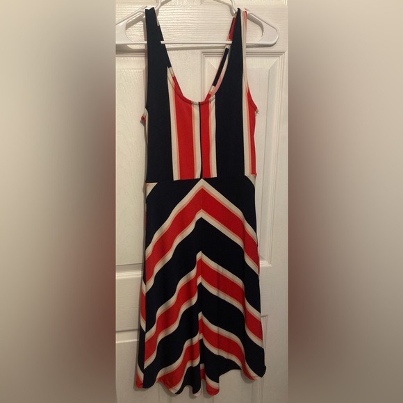 *NWOT* Dex striped wrap dress - Picture 4 of 7